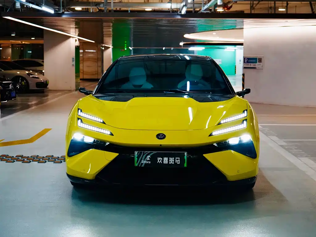 Lotus Emeya 2024 EMEYA R+