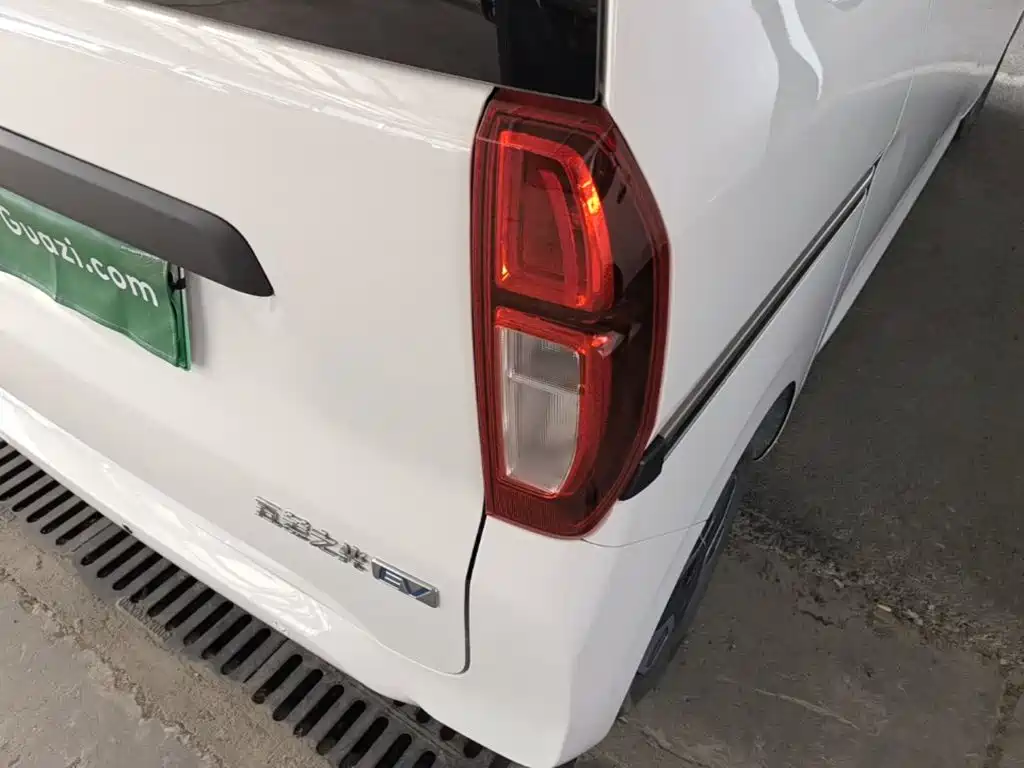 Wuling Zhiguang EV — миниатюра 8