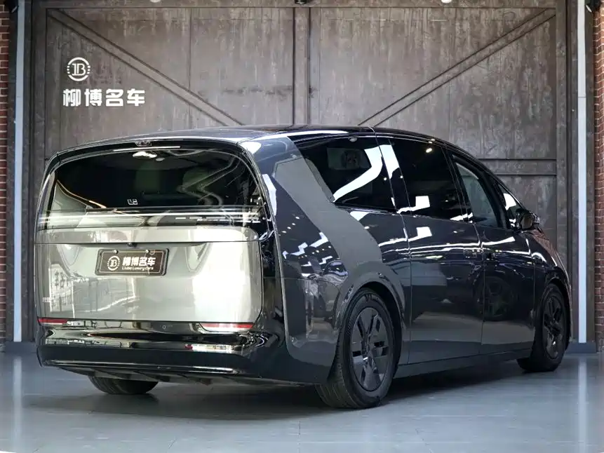 Li Auto Li MEGA — миниатюра 22