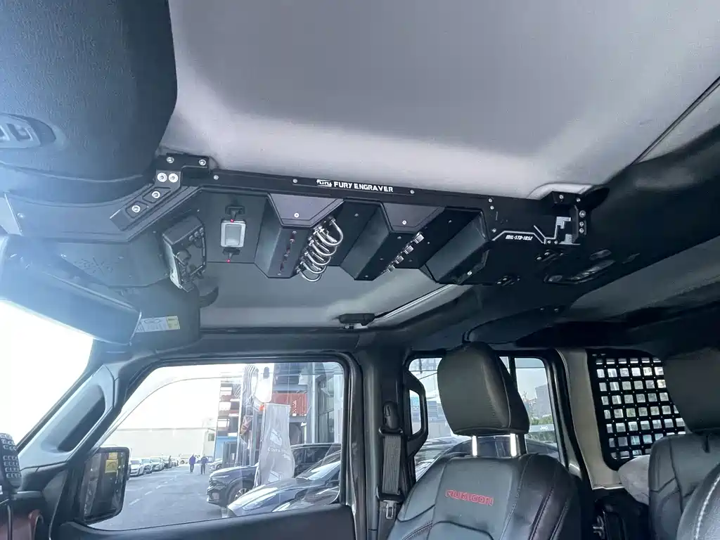 Jeep Wrangler — миниатюра 8