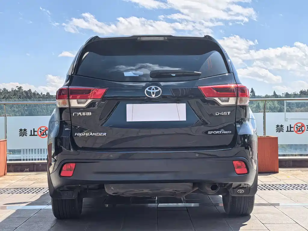Toyota Highlander — миниатюра 8