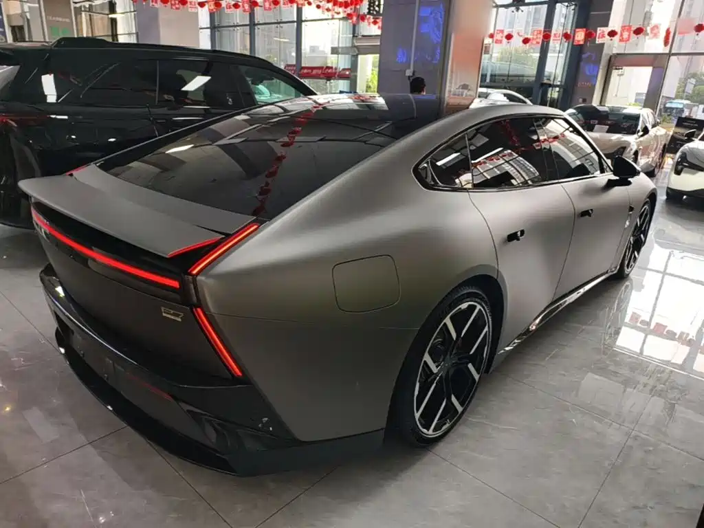 XPeng P7 — миниатюра 7