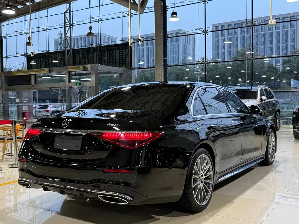 Mercedes-Benz S-Class — миниатюра 24