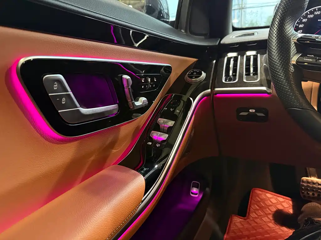 Mercedes-Benz S-Class — миниатюра 14