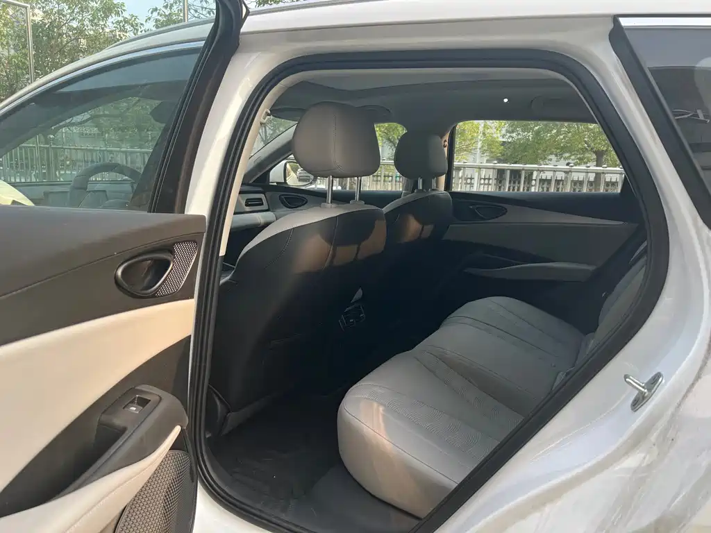 BYD Seal 06 DM-i Touring — миниатюра 5