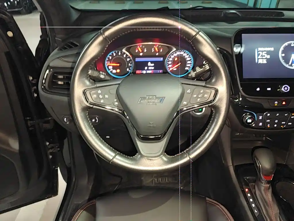 Chevrolet Equinox — миниатюра 15