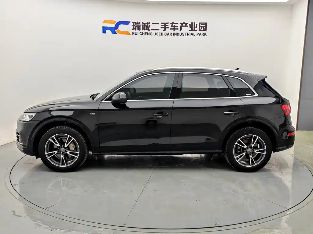 Audi Q5L — миниатюра 3