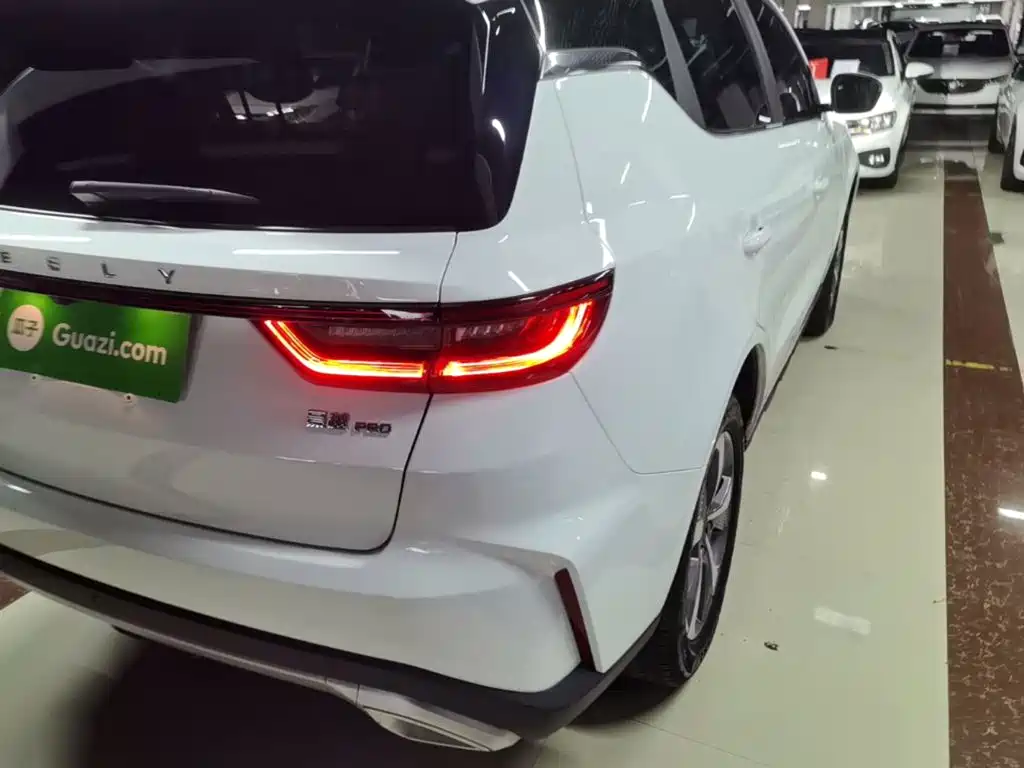 Geely Haoyue PRO — миниатюра 8