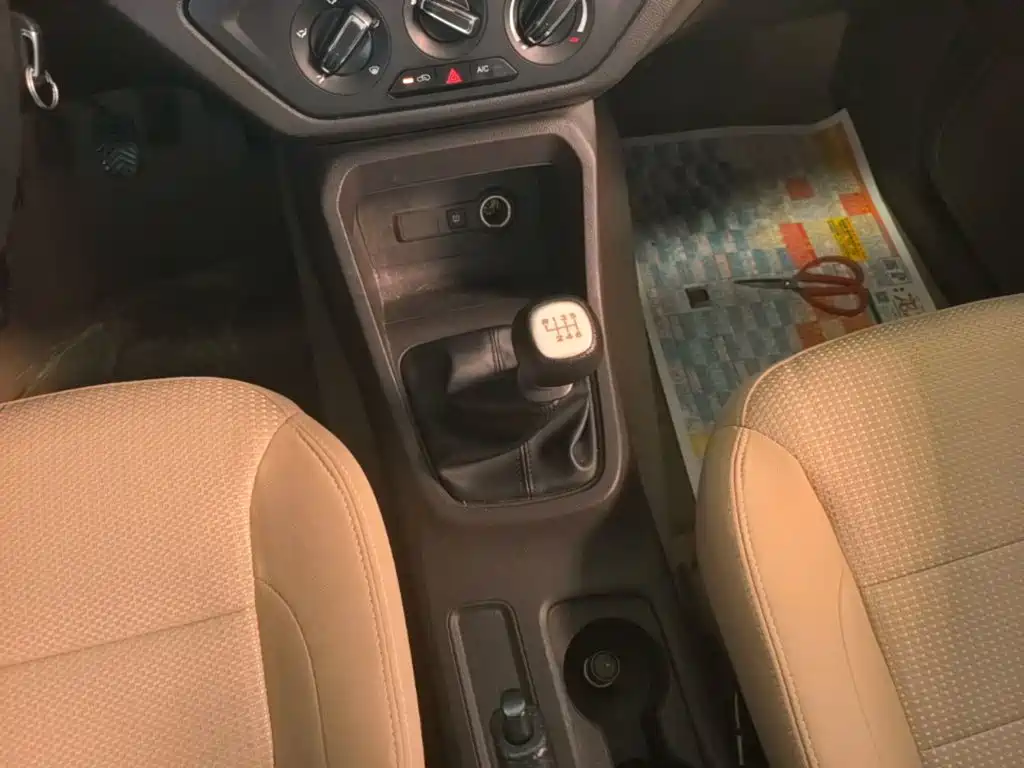 Wuling Hongguang — миниатюра 14
