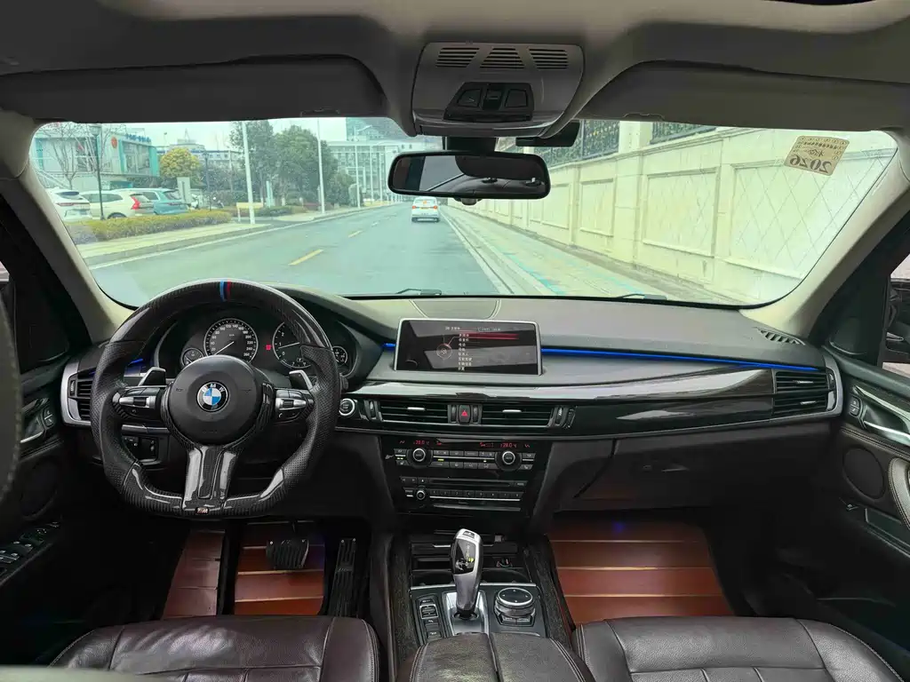 BMW X5 (Import) — миниатюра 8