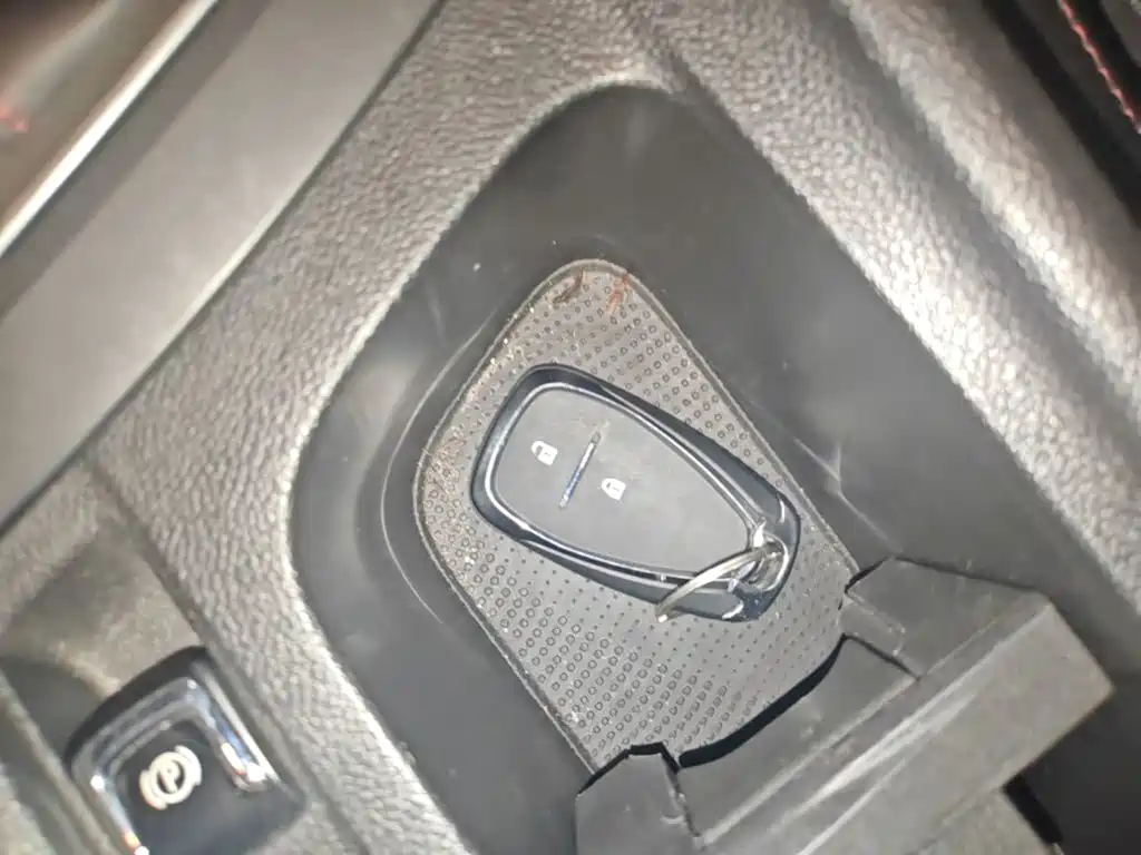 Chevrolet Volando — миниатюра 9