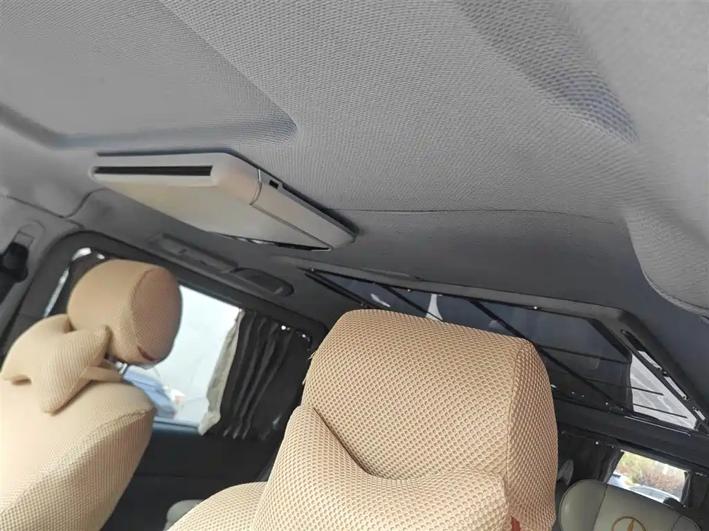 Mercedes-Benz Vito — миниатюра 15