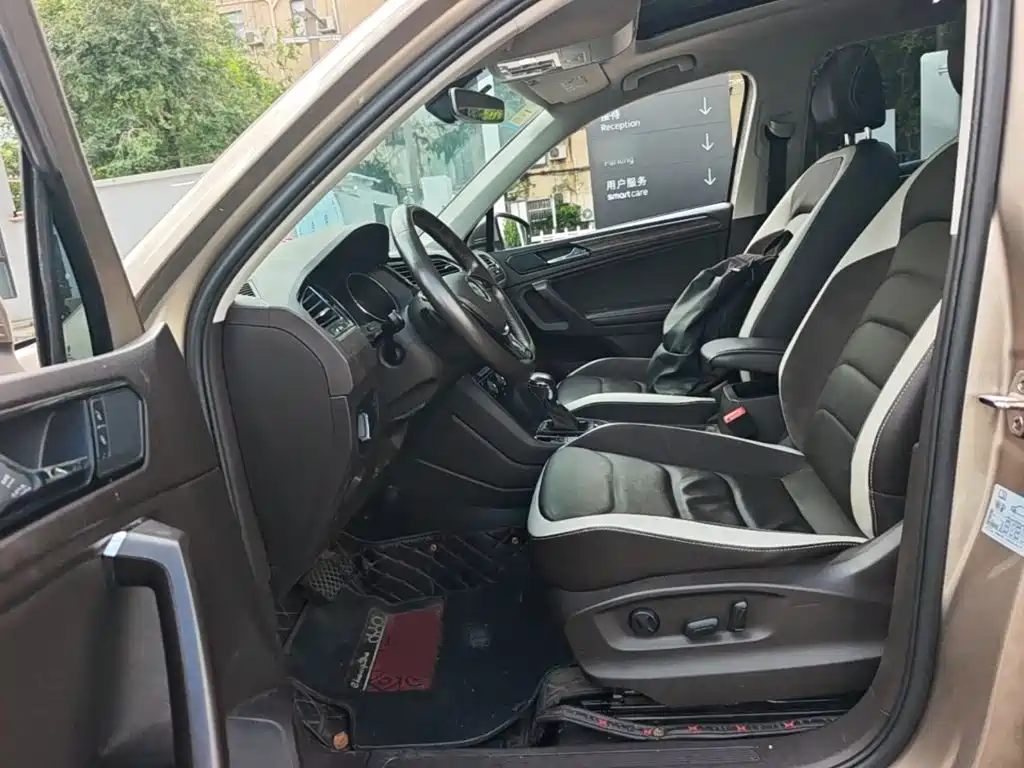 Volkswagen Tiguan L — миниатюра 20