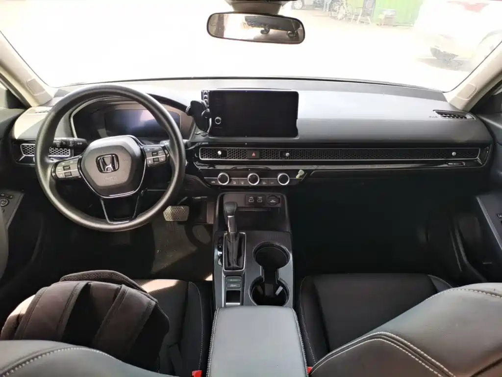 Honda Civic — миниатюра 10
