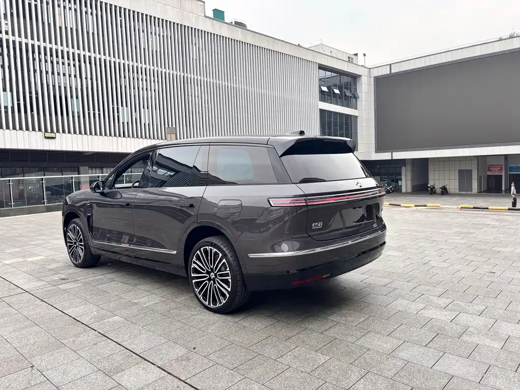 NIO ES8 — миниатюра 6