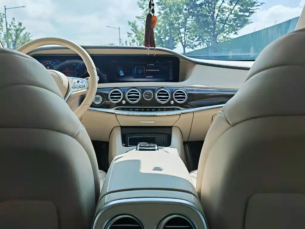 Mercedes-Benz S-Class — миниатюра 14
