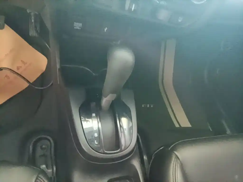 Honda Fit — миниатюра 14
