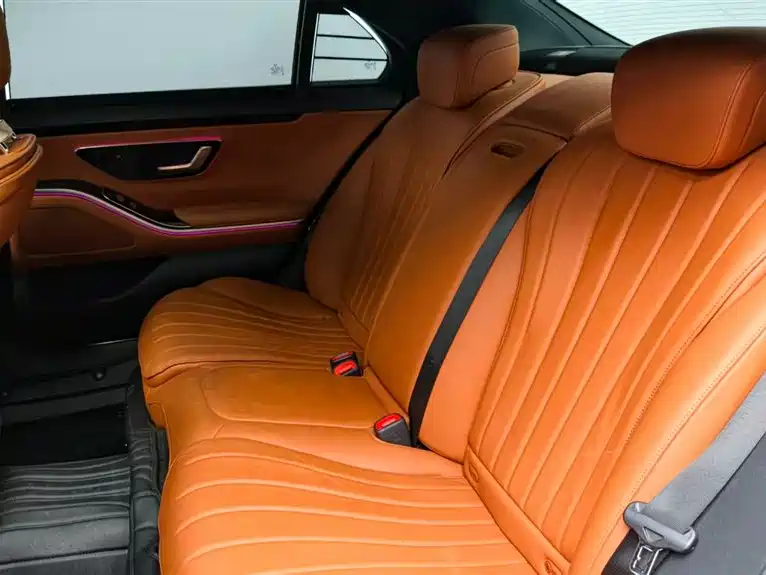 Mercedes-Benz S-Class — миниатюра 13