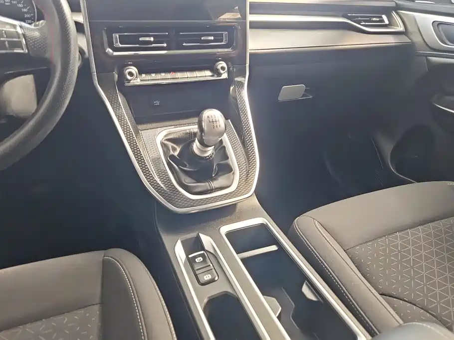 Haval M6 — миниатюра 16