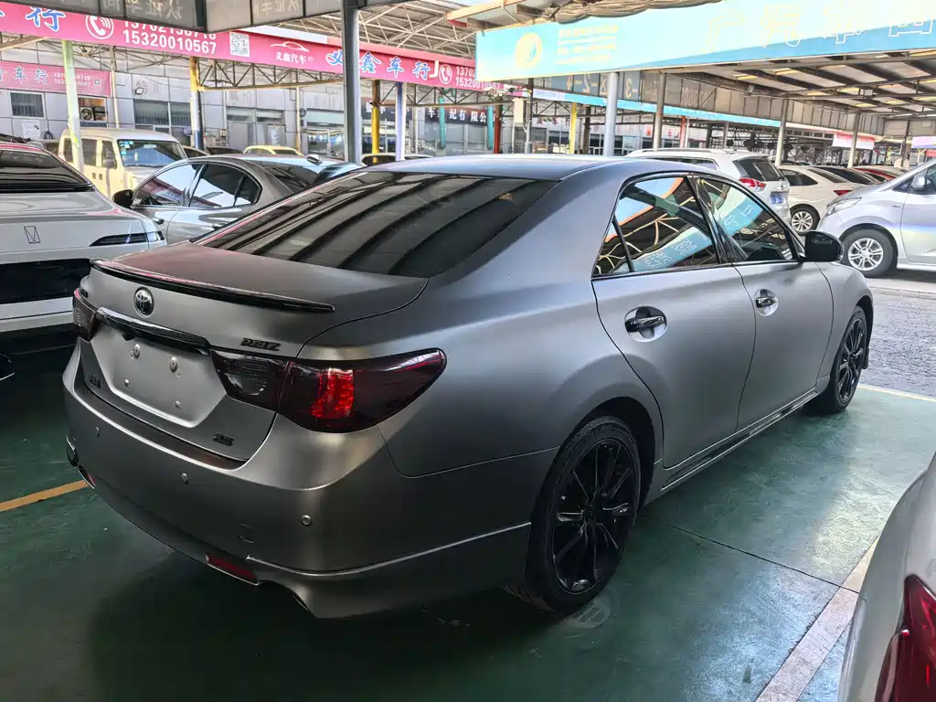 Toyota Reiz — миниатюра 6