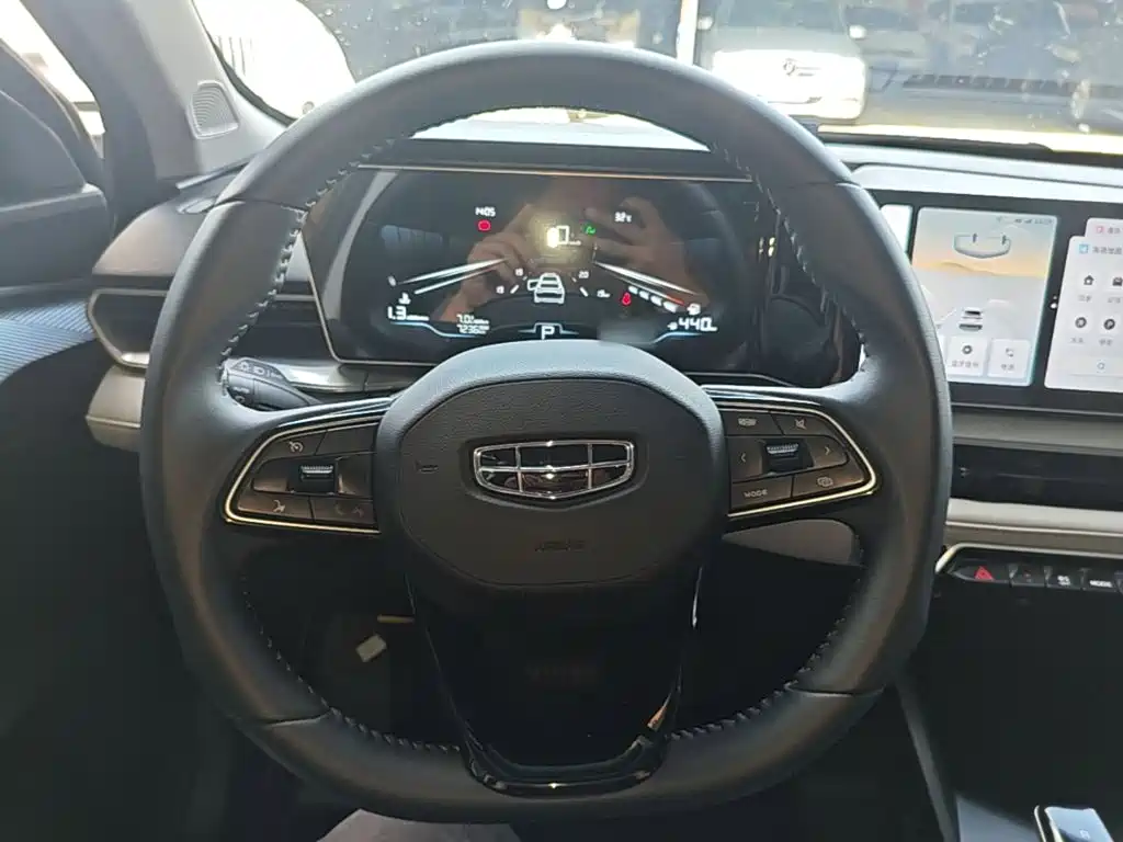 Geely Binrui — миниатюра 11