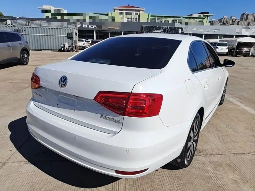 Volkswagen Sagitar — миниатюра 7