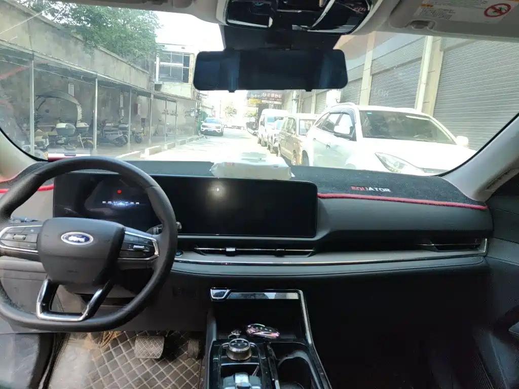 Ford Equator Sport — миниатюра 14