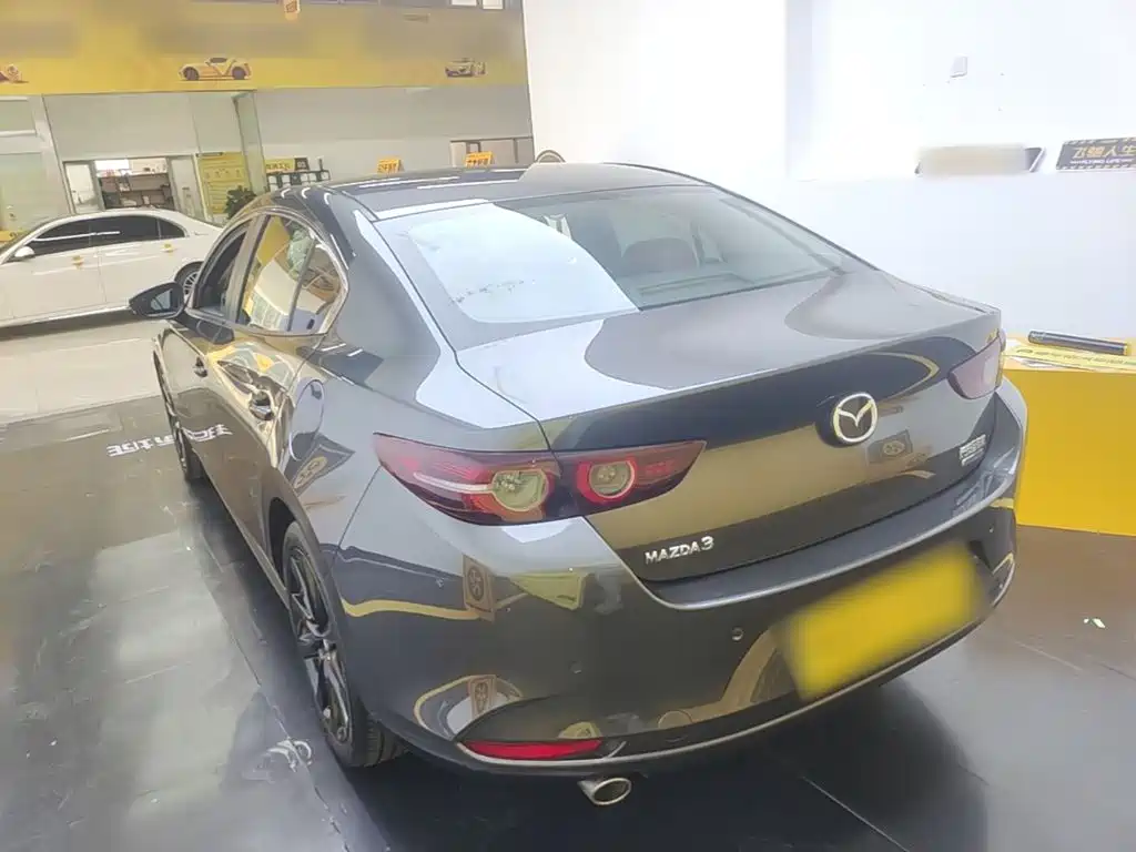 Mazda 3 Axela — миниатюра 5