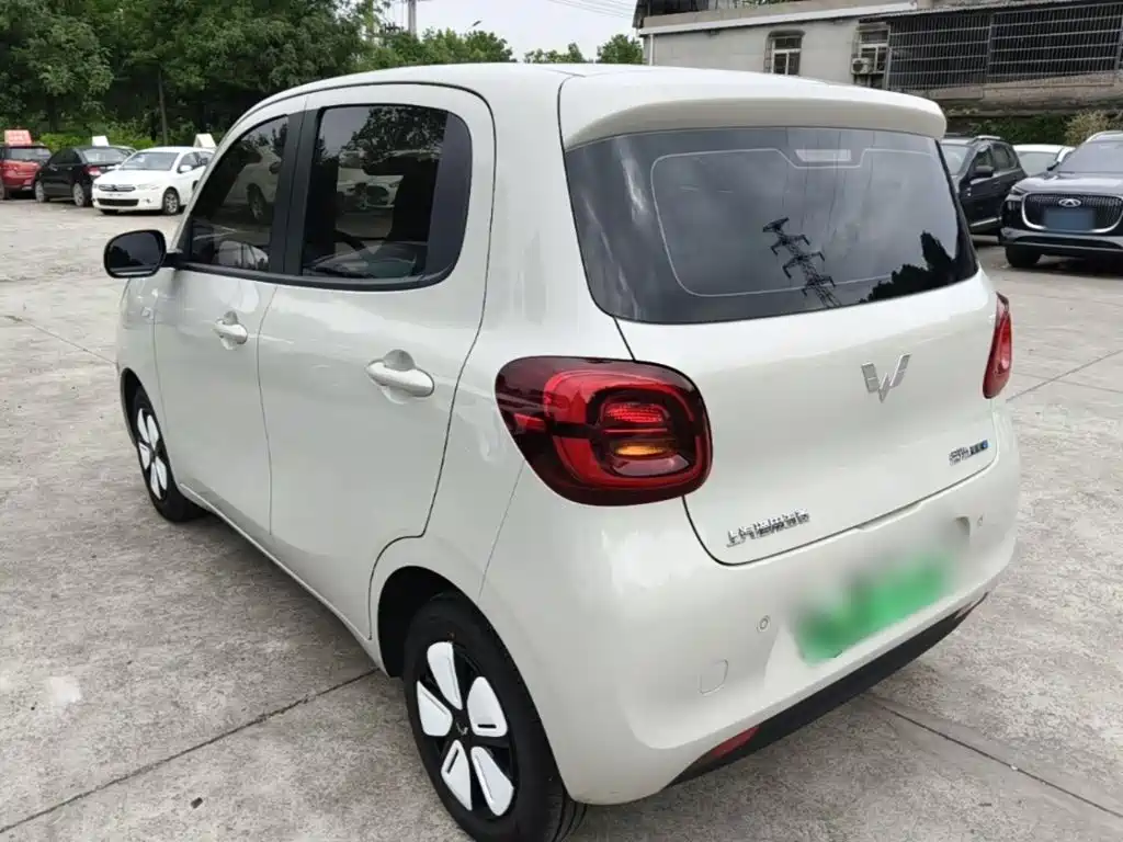 Wuling MINIEV — миниатюра 5