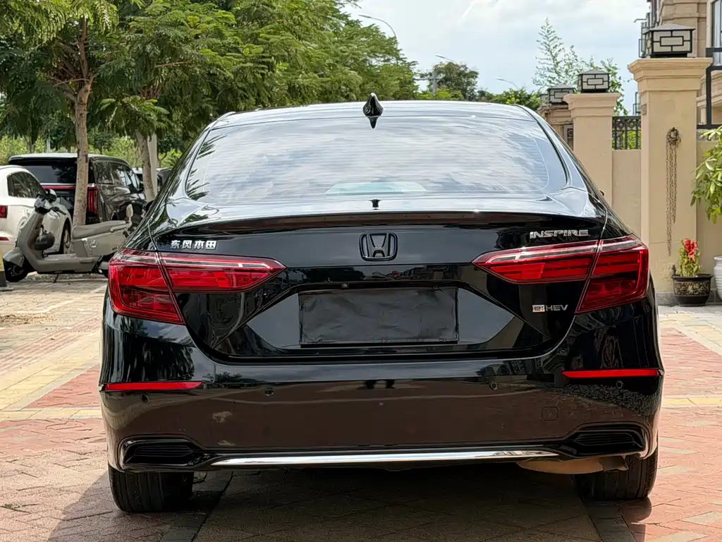 Honda Inspire 2022 2.0L