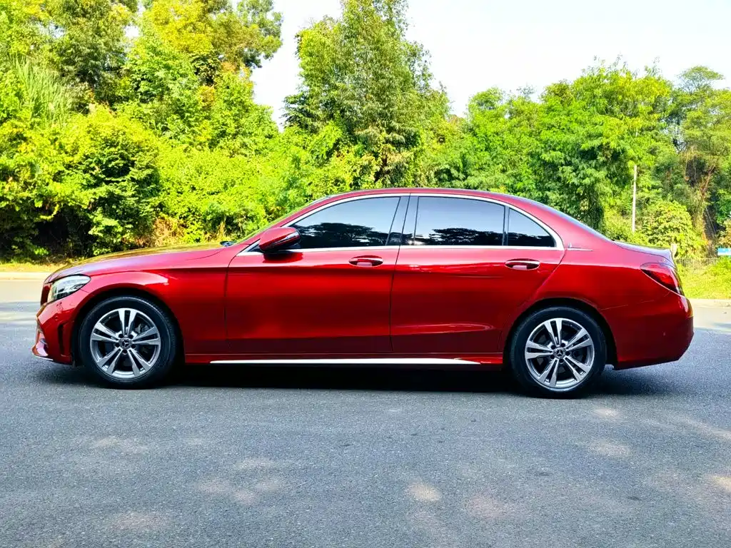 Mercedes-Benz C-Class — миниатюра 4