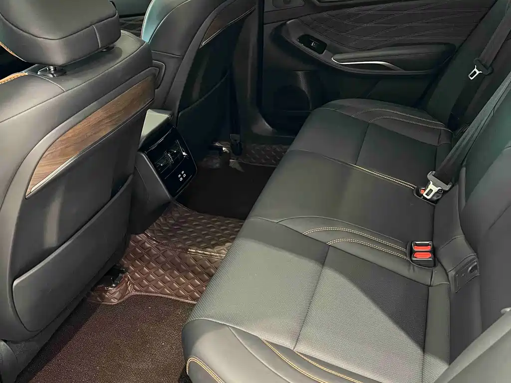 Toyota Avalon — миниатюра 7