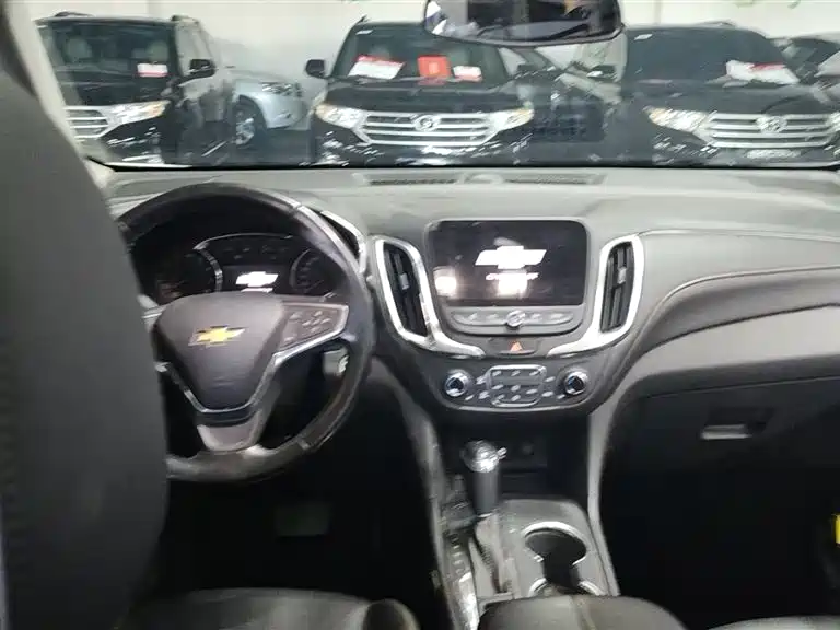 Chevrolet Equinox 2019 535T AT VI