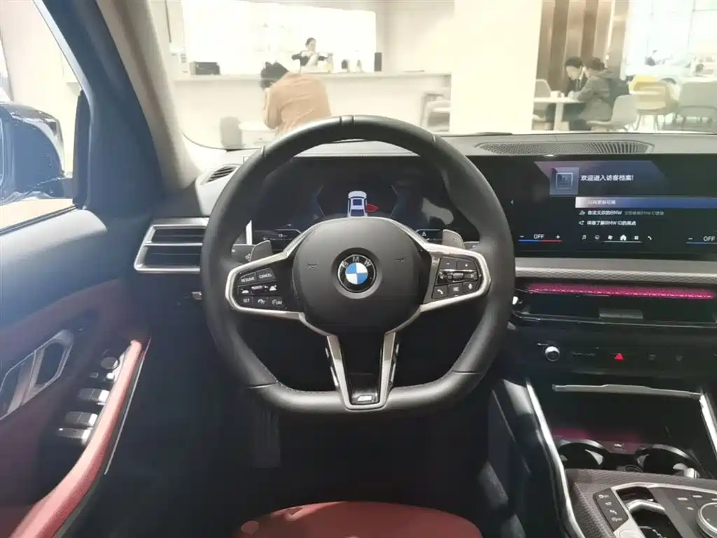 BMW 3 Series - фото 11