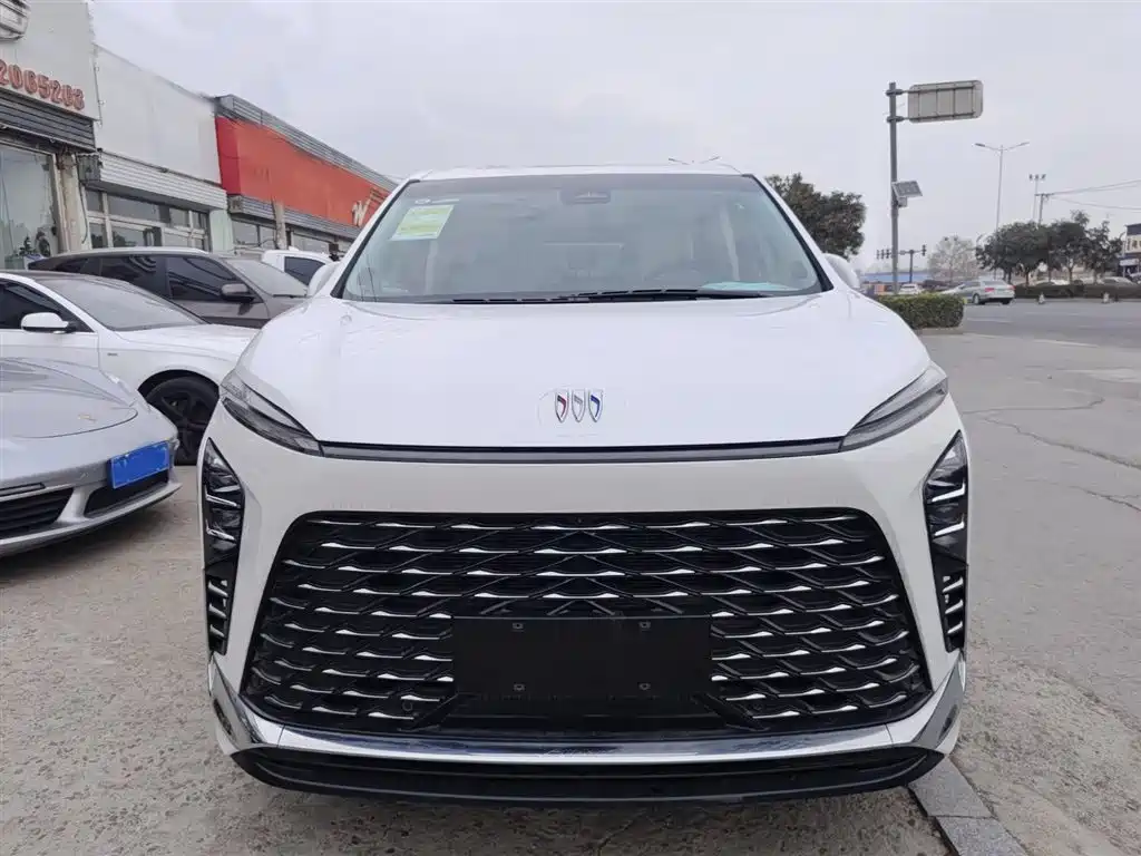 BUICK GL8 NEW ENERGY