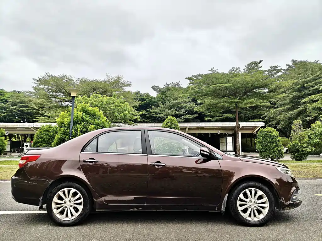 Geely Vision — миниатюра 8