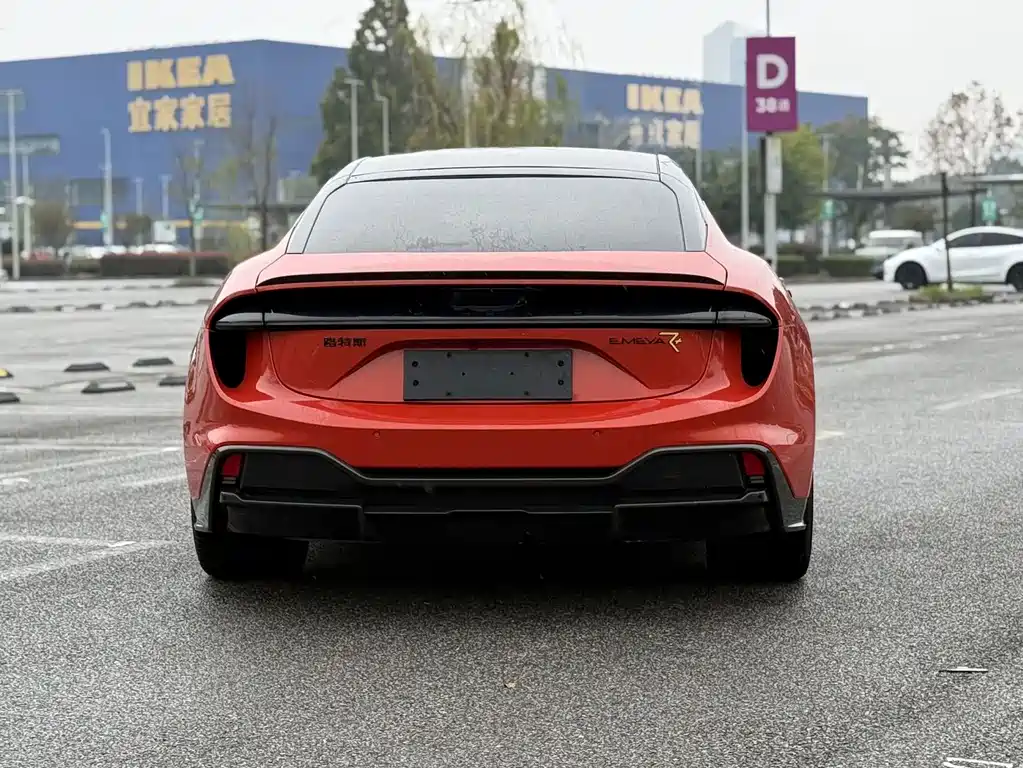 Lotus EMEYA — миниатюра 6