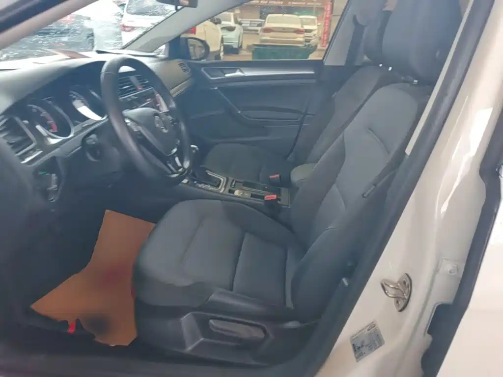 Volkswagen Golf — миниатюра 15