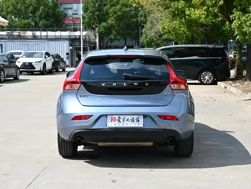 Volvo V40 — миниатюра 4