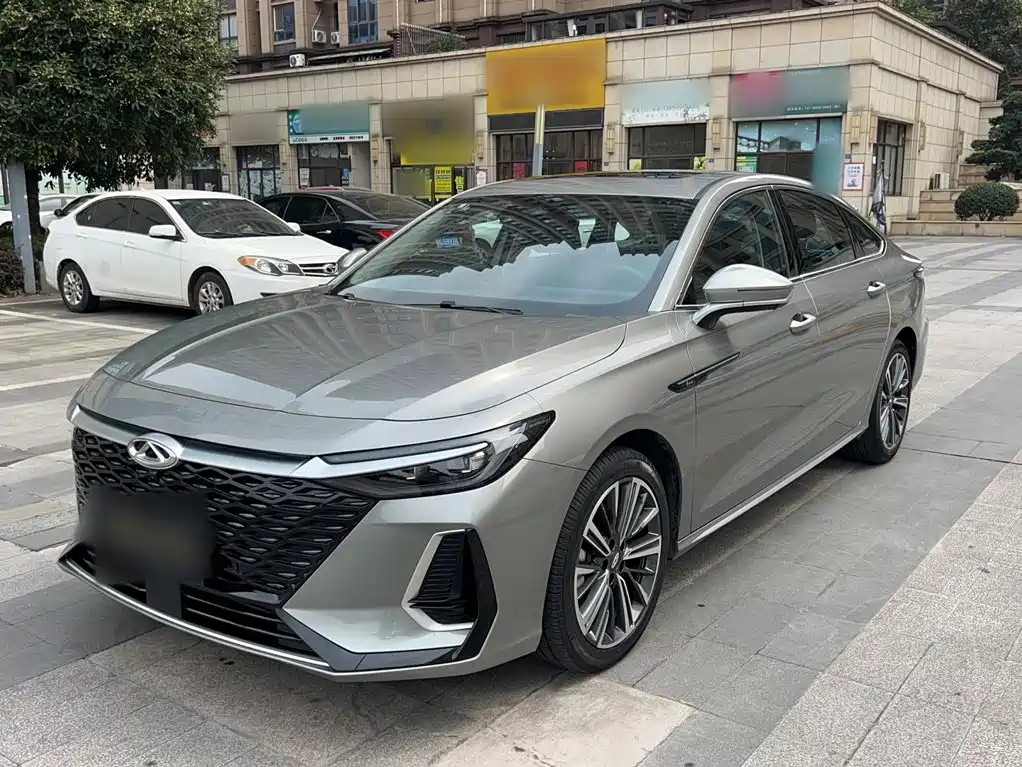 Chery Arrizo 8