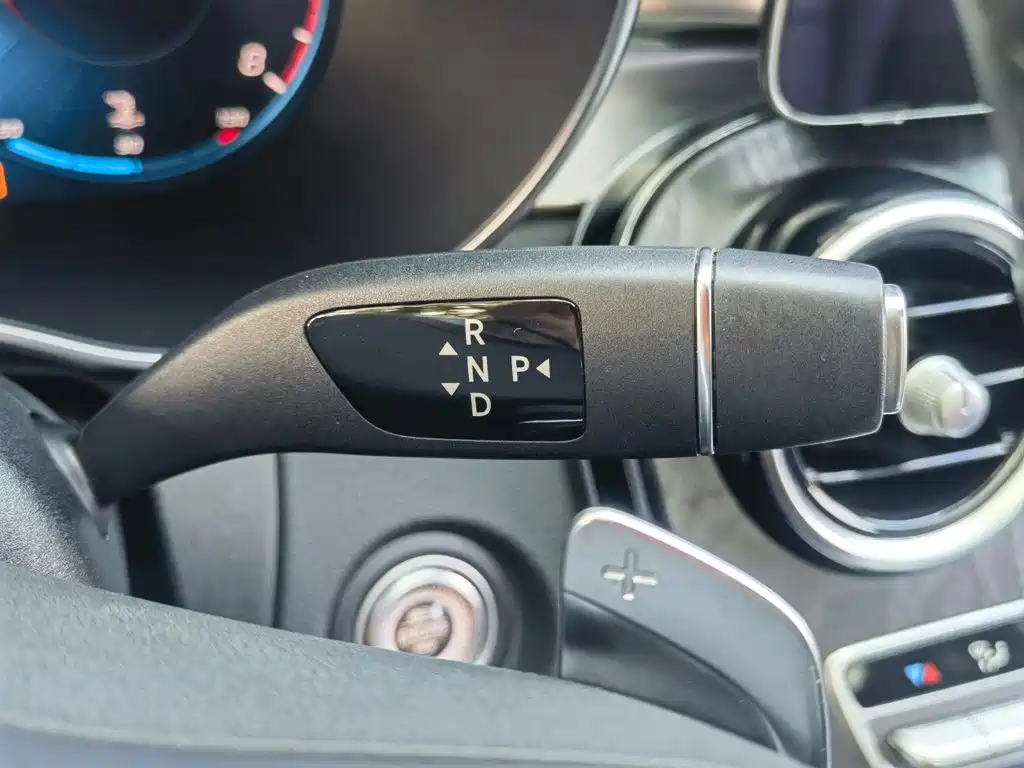 Mercedes-Benz C-Class — миниатюра 12