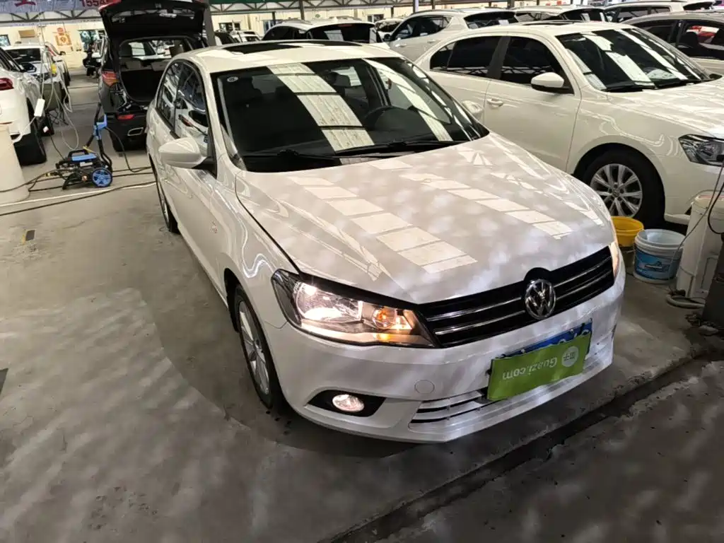 Volkswagen Jetta — миниатюра 4
