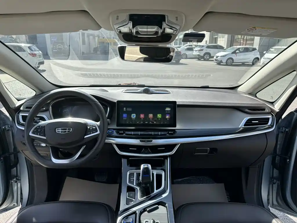 Geely Jia Ji New Energy — миниатюра 16