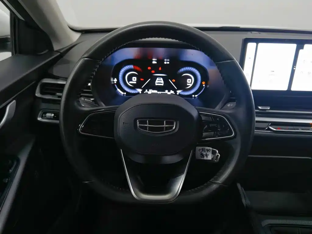 Geely Emgrand — миниатюра 11