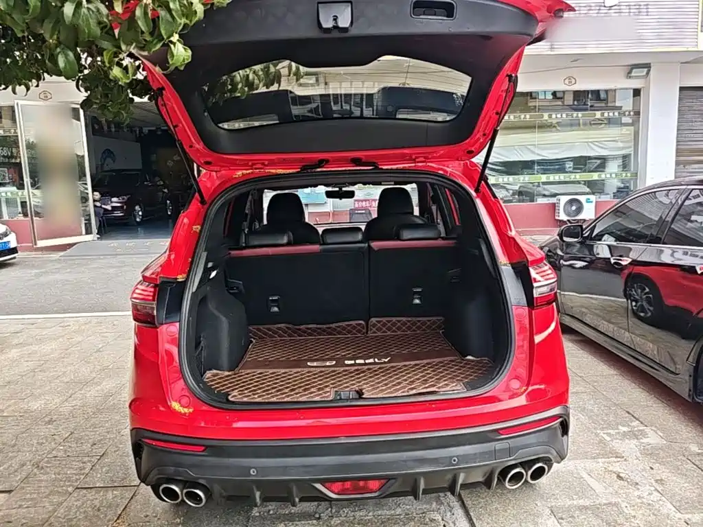 Geely Binyue — миниатюра 19