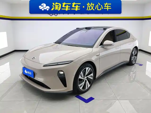 NIO ET5