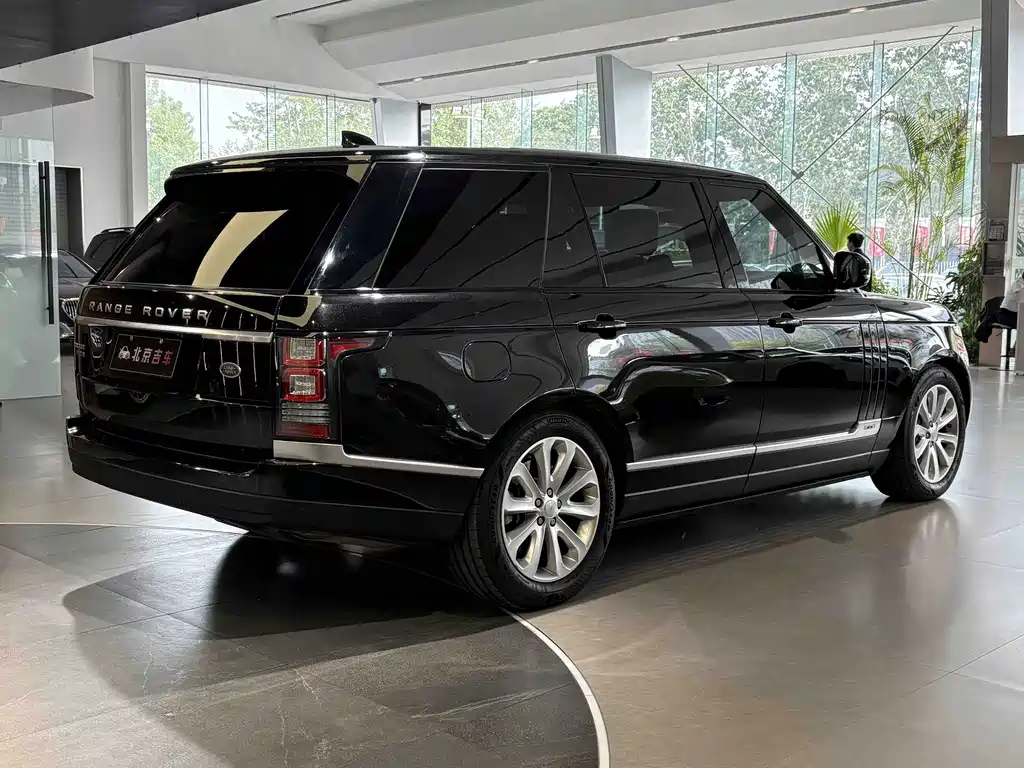 Land Rover Range Rover — миниатюра 5