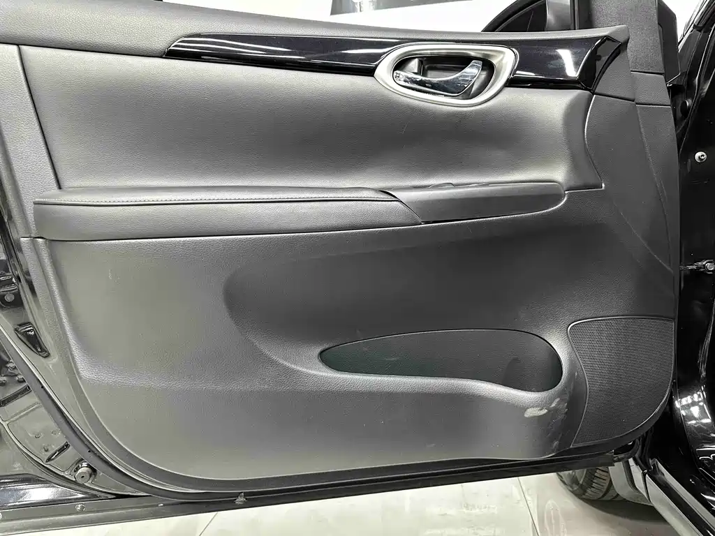 Nissan Sylphy — миниатюра 11
