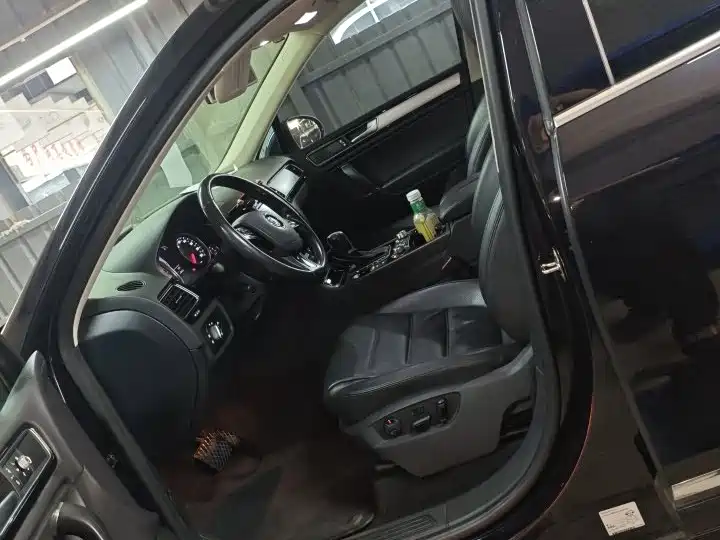Volkswagen Touareg — миниатюра 4