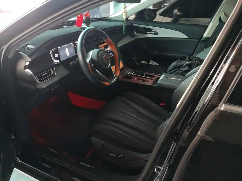 Hongqi Hongqi H5 — миниатюра 15